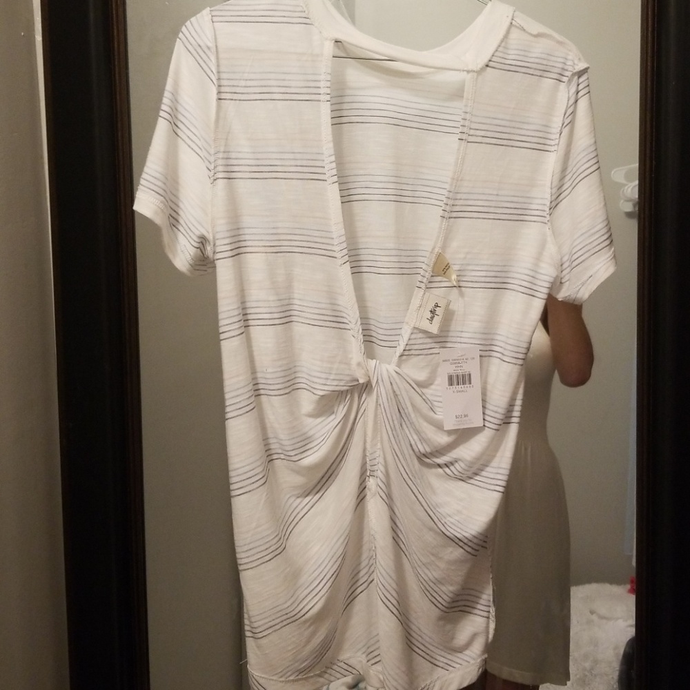 Buckle shirt
